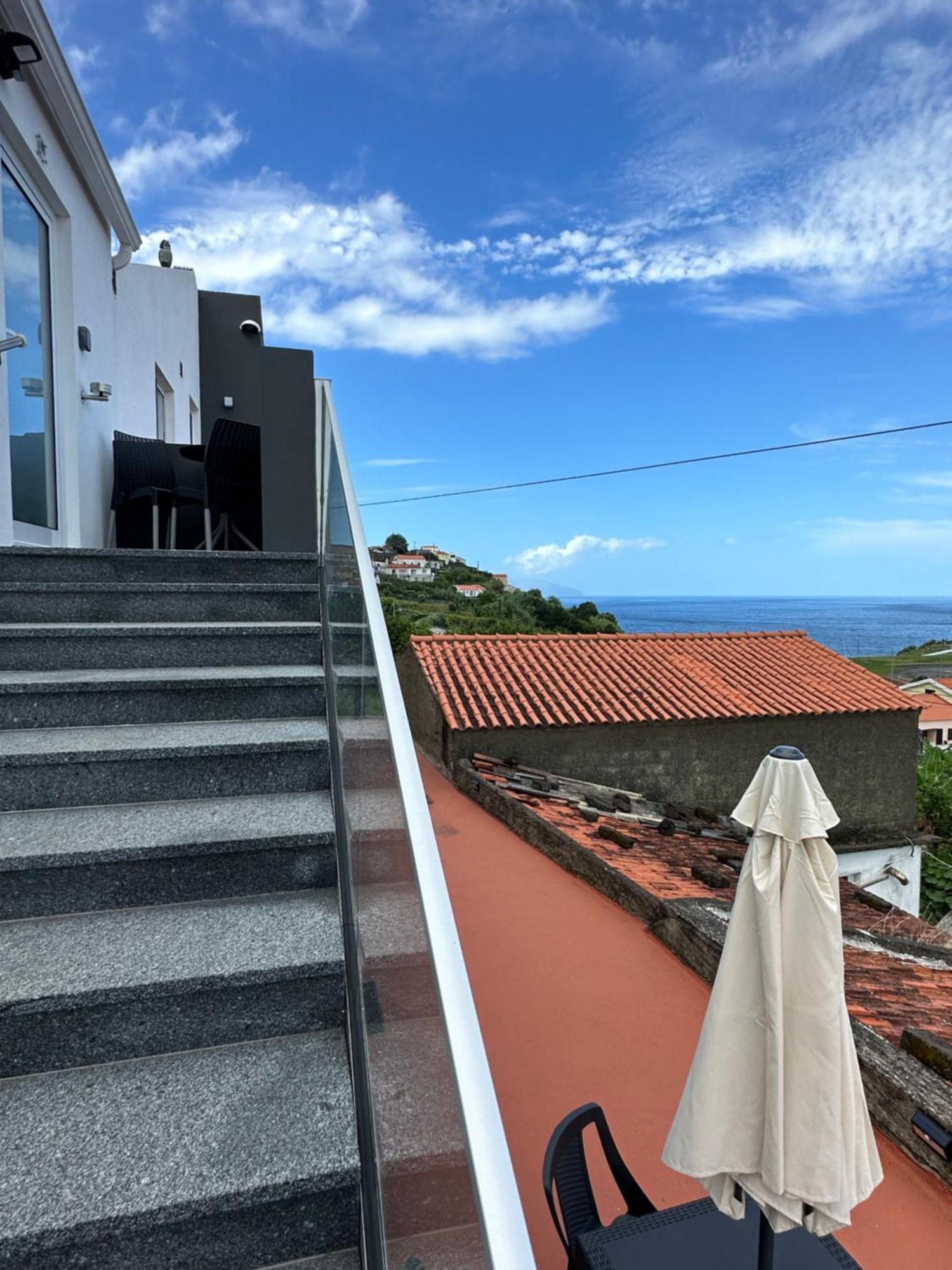 Paradise Apartments III Санта-Круш-даш-Флориш Экстерьер фото